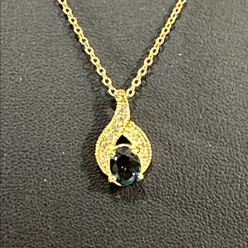 Roman Blue Oval Faucet Stone Rhinestones Gold Tone Vintage Necklace